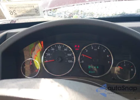 2010 Jeep Liberty Sport z USA, uszkodzony, nr VIN 1J4PN2GKXAW143694